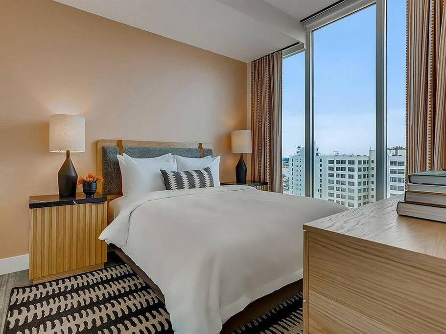 Top Floor High Rise 3 Bed Dtla Skyscraper Penthouse Los Angeles Exteriör bild
